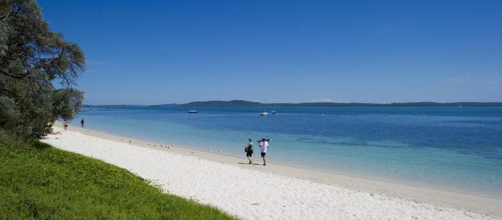 Dutchie'S Sand & Sea Beach House - Easy Walk To The Beach Nelson Bay Kültér fotó